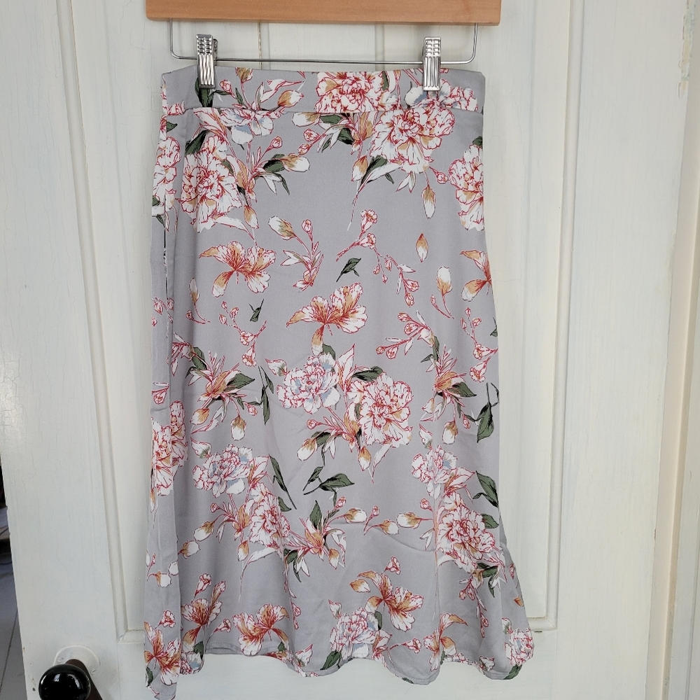 Roolee floral midi skirt, size small